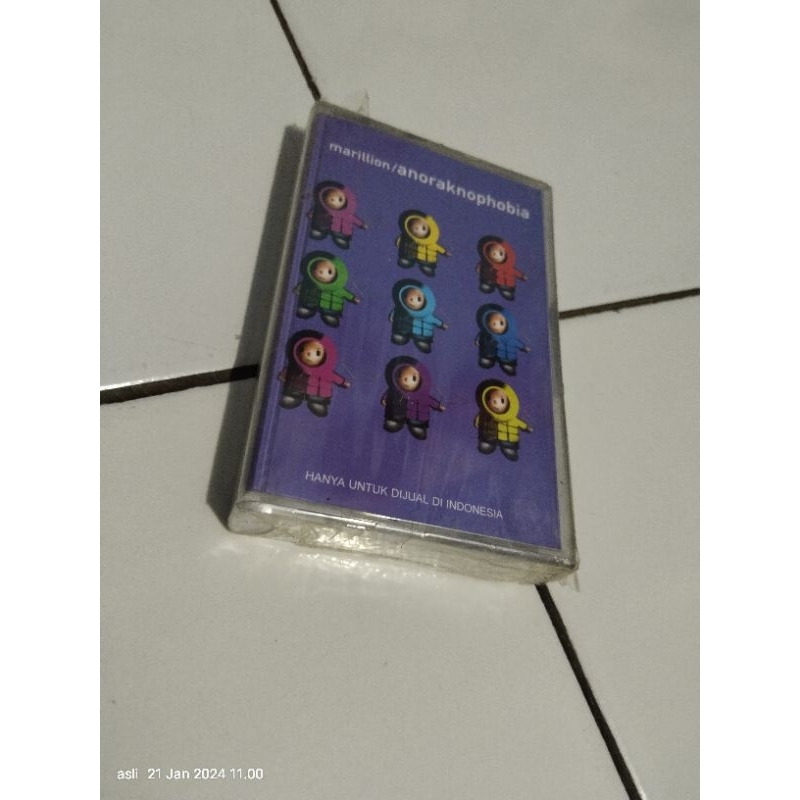 kaset pita marillion / anoraknophobia