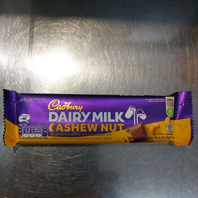 

Cadbury Dairy Milk Cashew nut 62gram