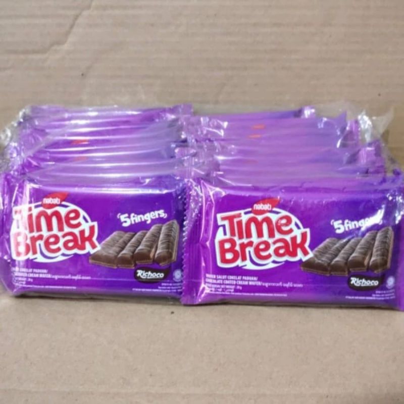 

Snack wafer selimu cokelat Time Break 1 pack isi 20 pcs atau 1 renceng isi 10 pcs