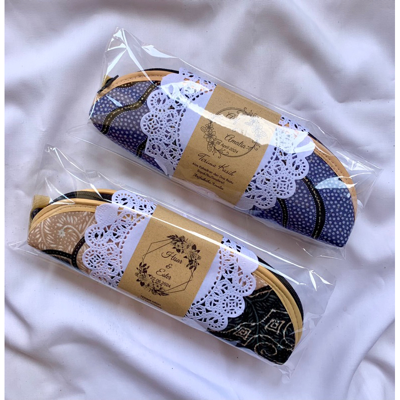Souvenir Pernikahan Dompet Batik / Souvenir Pernikahan Tempat Pensil / Souvenir Dompet / Souvenir kh