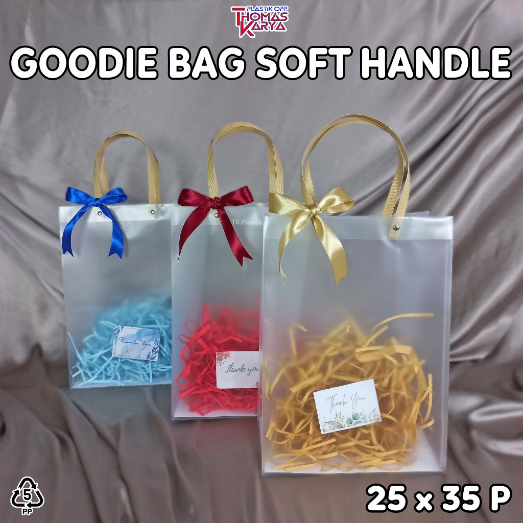 

Tas Mika Doff Goodie Souvenir Hampers Goodie Bag PP Buram Kado Idul Fitri Christmas Imlek