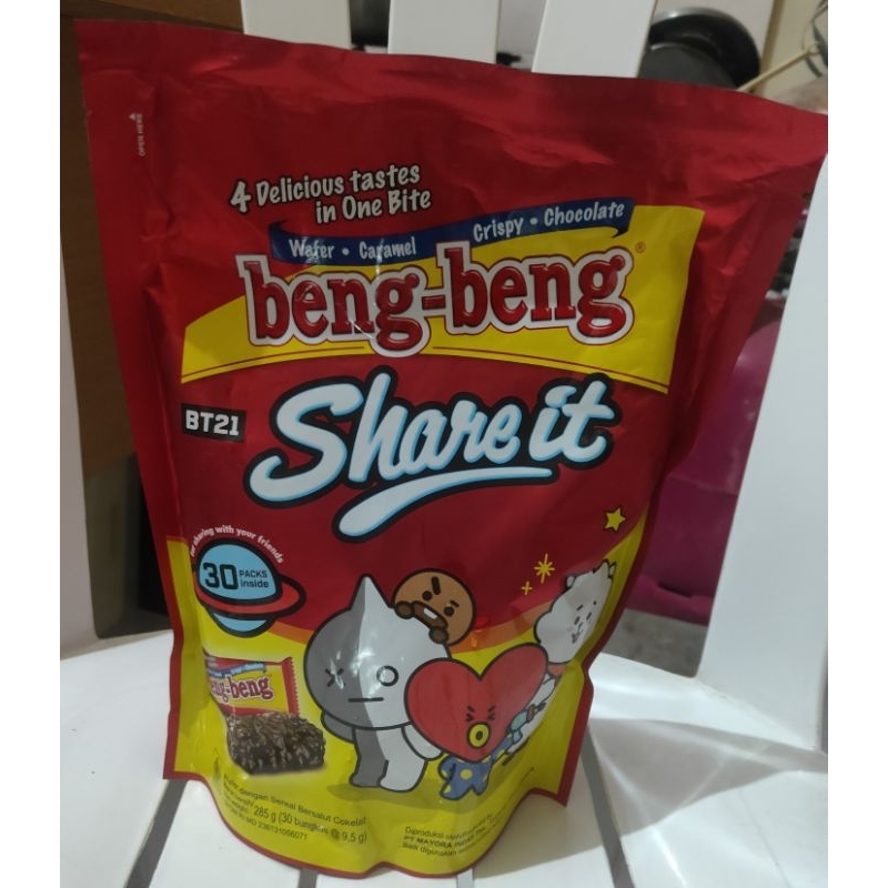 

Coklat Beng-beng Share it 30x9,5gr edisi BT21 BTS isi 30 coklat VALENTINE EDITION beng beng edisi valentine i love you