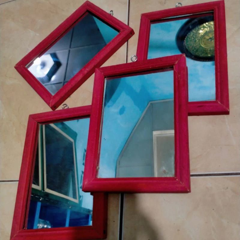 Kaca Cermin Bingkai Kayu / Kaca Cermin Kotak Murah