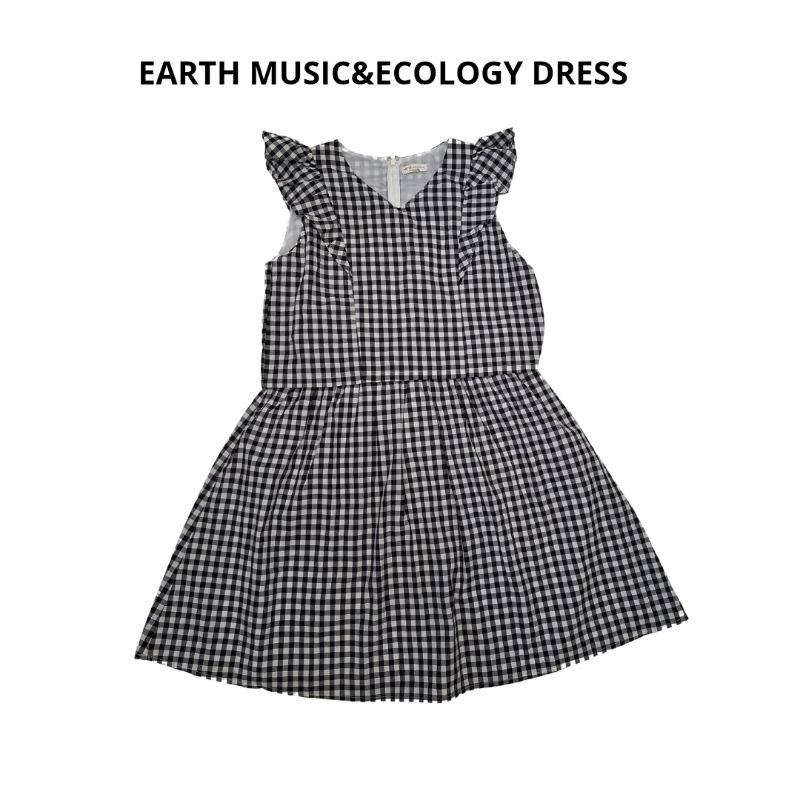 Dress Earth Music&Ecology