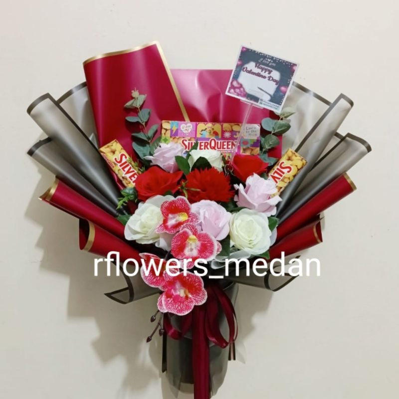 

buket bunga coklat silverquen edisi valentine hari ibu ulang tahun