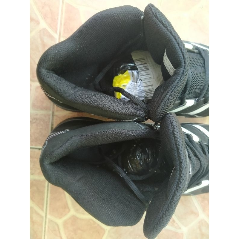 sepatu basket Adidas crazy