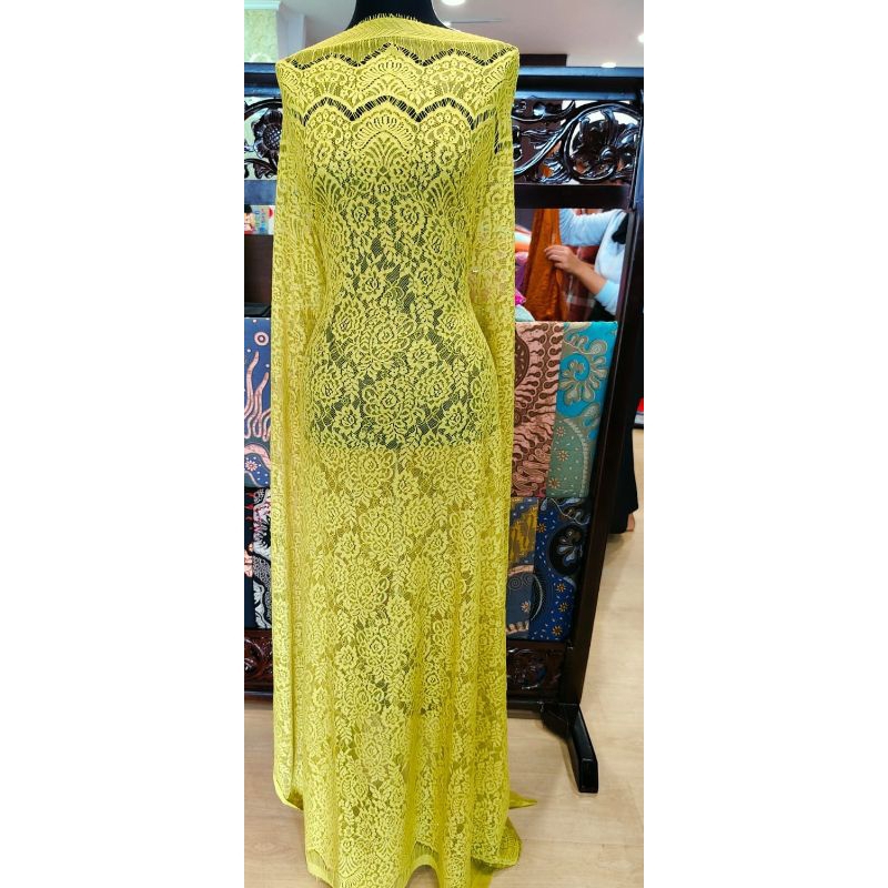 kebaya hijau lemon bahan halus