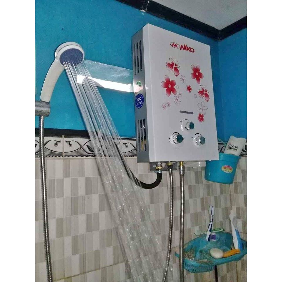 Water Heater pemanas Air Panas Kamar Mandi merk Niko Komplit satu Set Warna Putih