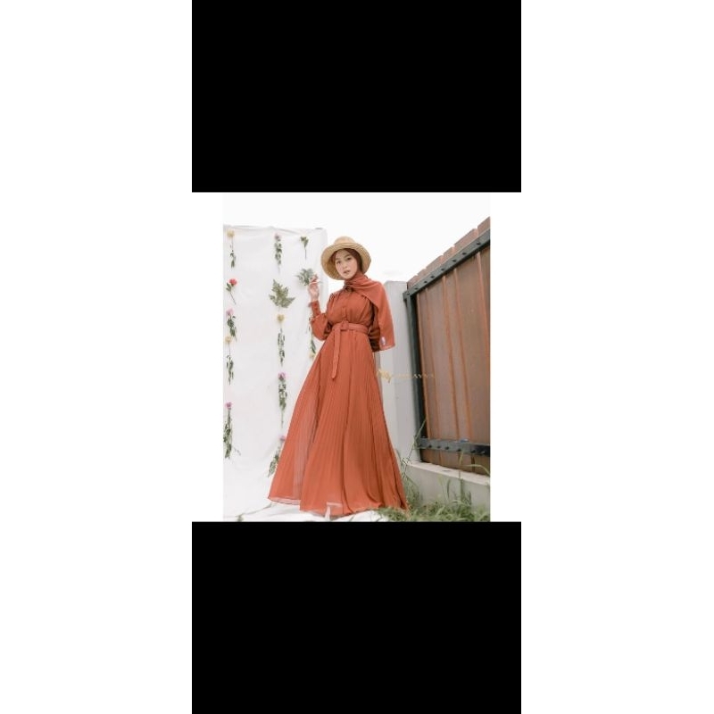 Hazel dress by ainaya