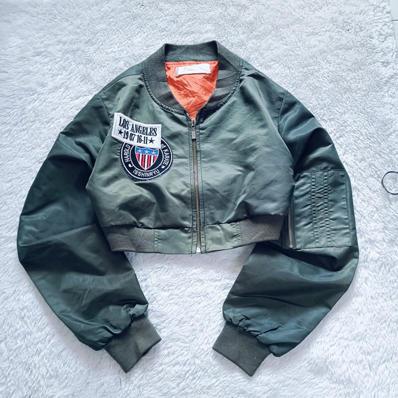 THRIFT ITEM / CROP SWEATER & SPORT JACKET UNISEX
