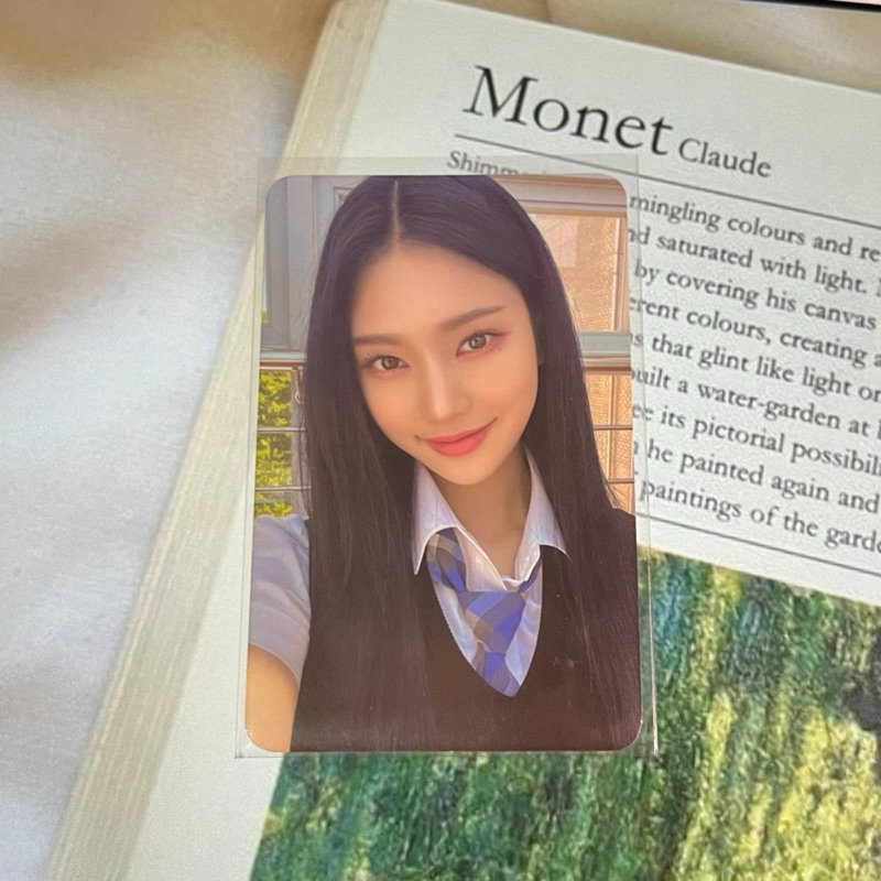 isa stayc seragam spc stereotype official photocard