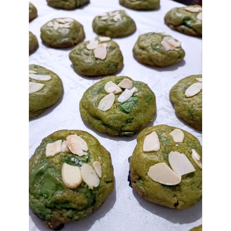 

Soft Cookies Almond Matcha (Regular Size)