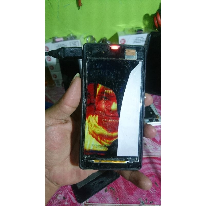 Sony Xperia A4 Compact SO-04F