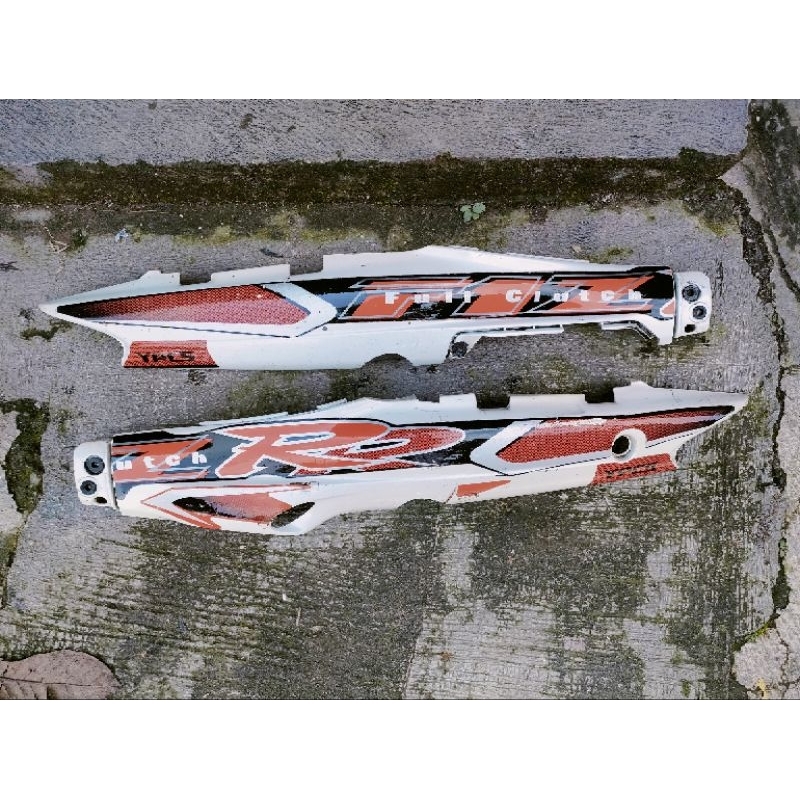 Cover Body Belakang Yamaha Fizr Original