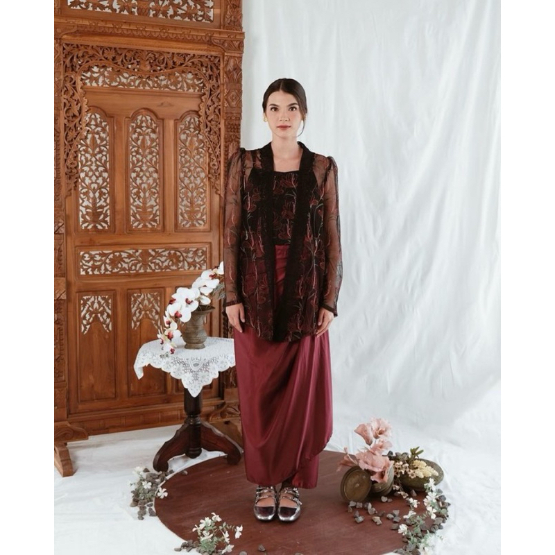 Sewa Kebaya Rajani kutubaru by Jaleela