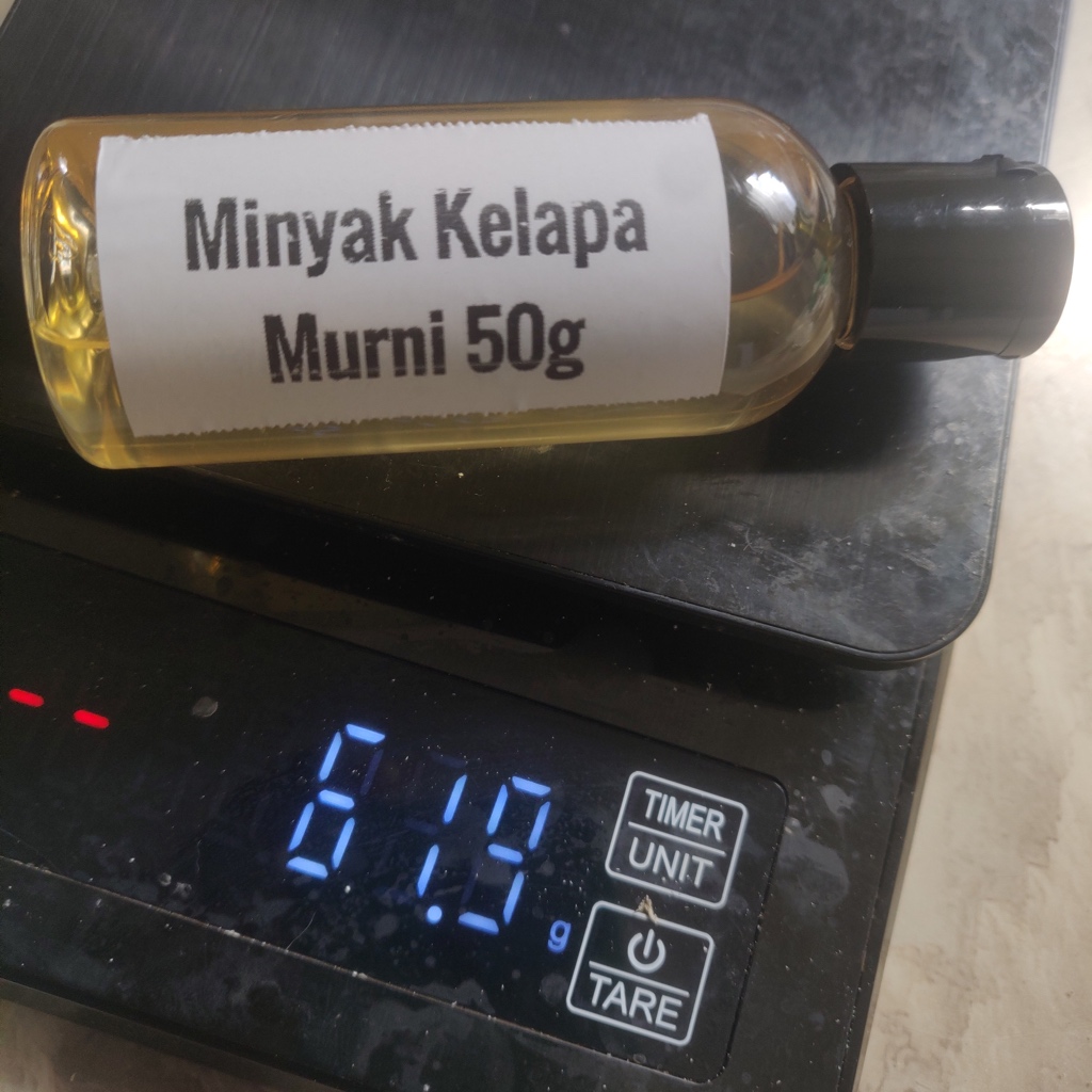 

Minyak kelapa tanak, asli buatan ibu 100% pekanbaru