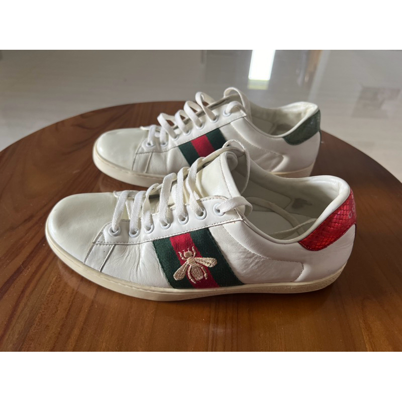 Sepatu italia gucci putih