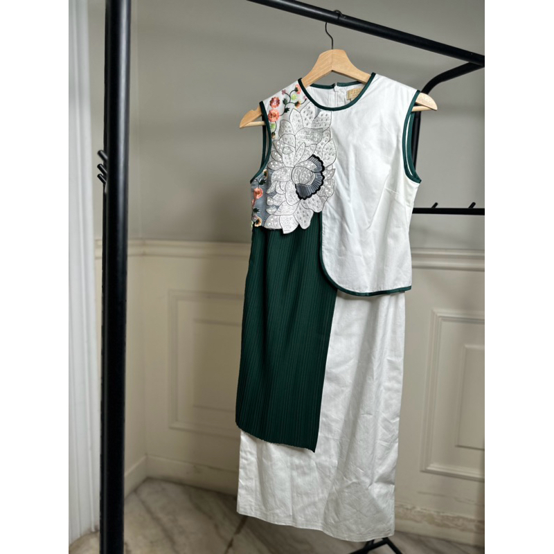 Sissae Qipao Green Dress (Preloved)