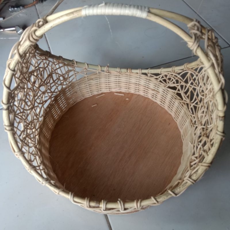 parcel keranjang rotan seserahan