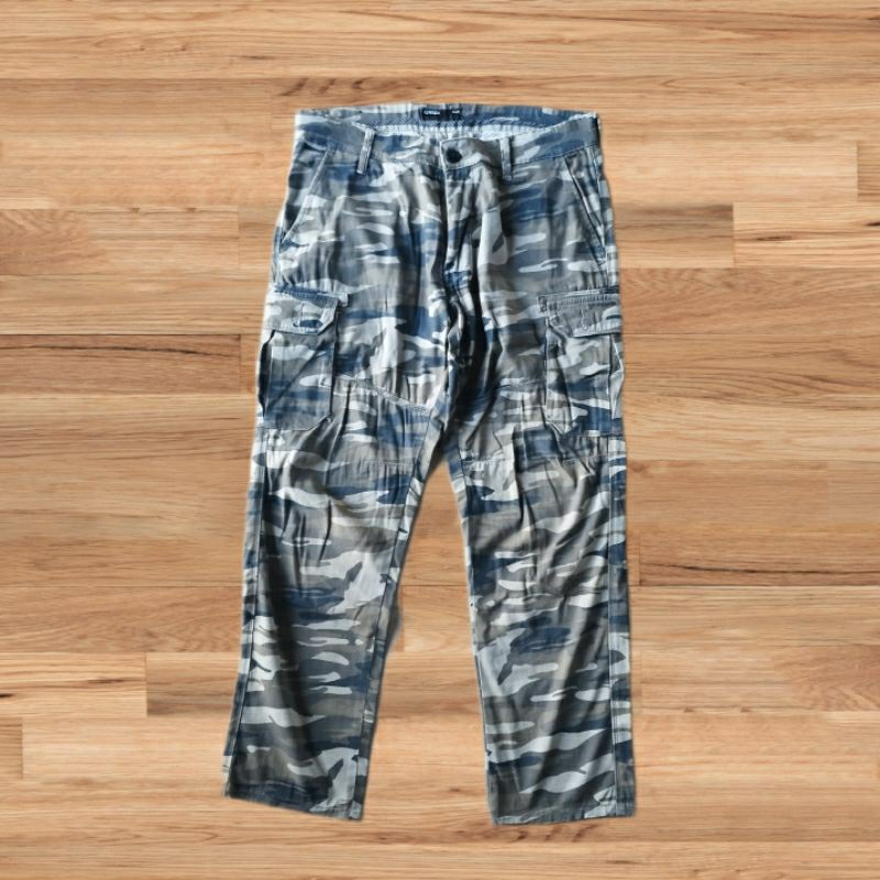 Preloved Celana Cargo Oakley Original