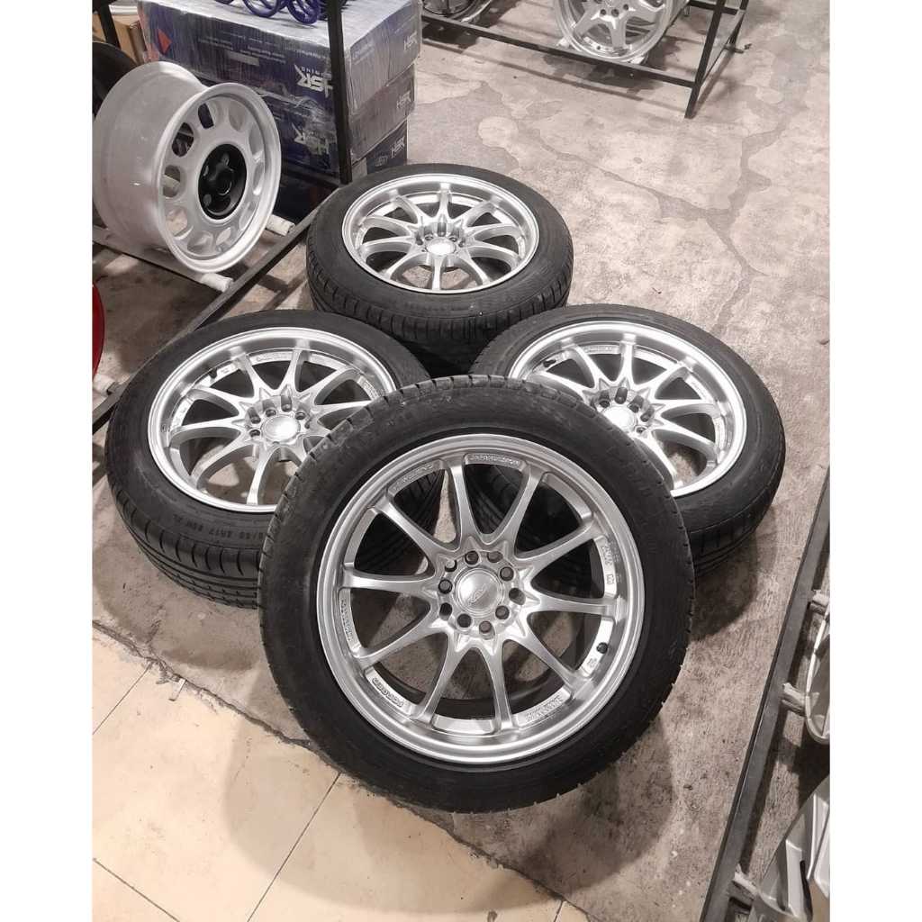 Velg Mobil Bekas Ring 17 Lubang 5 RAYS R17X8 10X100-114,3 ET40 BAN 215 50 R17
