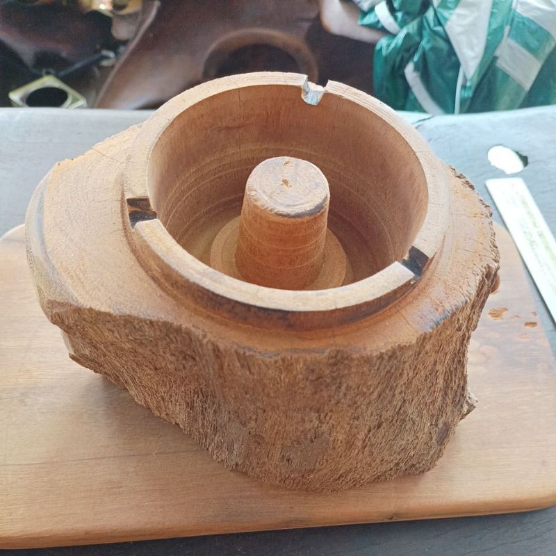 Asbak Kayu Ulin motif natural / Kayu Belian / Kayu Besi