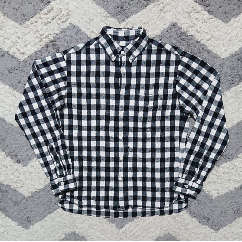 Kemeja Flanel Lengan Panjang Urban Research Shirt Hitam Putih Size M