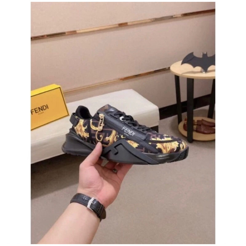 Sepatu Pria (FENDI) Sneakers Shoes