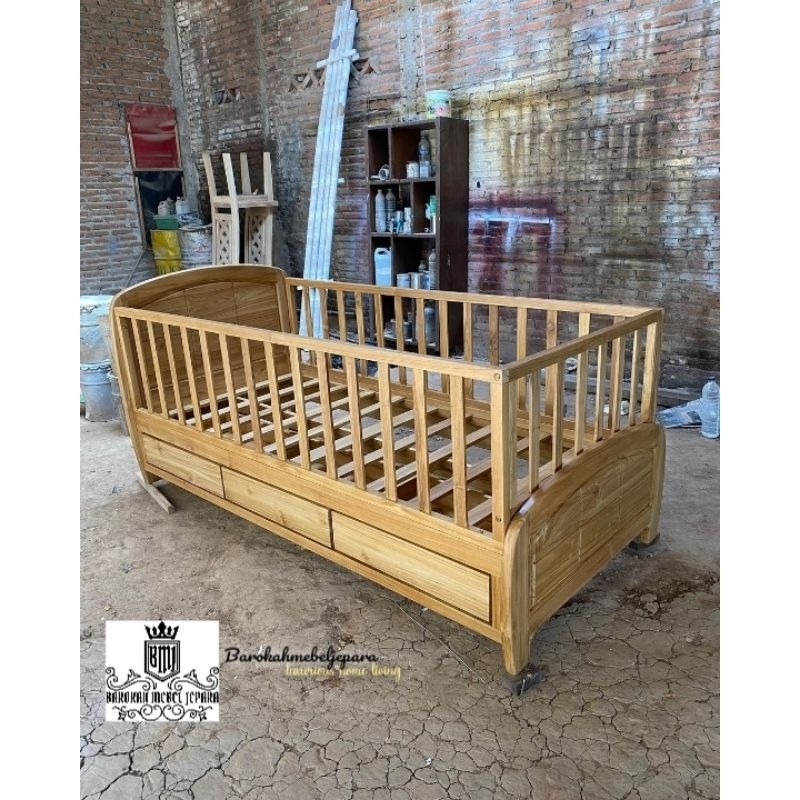 Dipan anak minimalis jati , Dipan bayi , ranjang anak minimalis , box bayi kayu jati