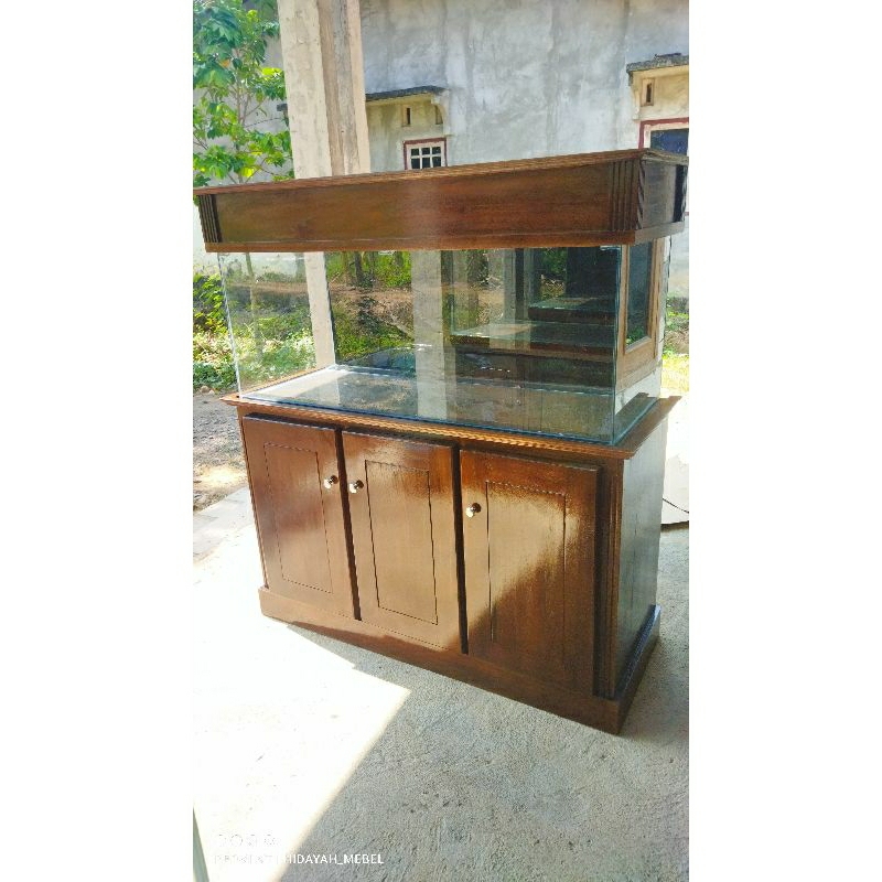 Kabinet aquarium minimalis modern kayu jati