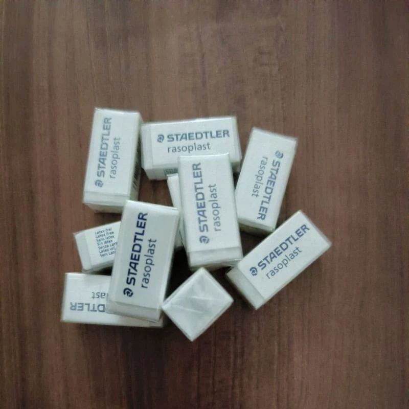 

Stip Staedtler Putih (per ktk)