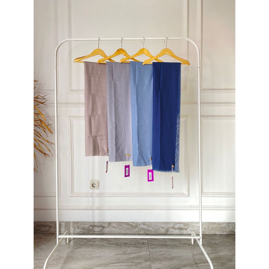 Hijab Segi Empat | Plain Voal Paris | Levelup | Levelscarves