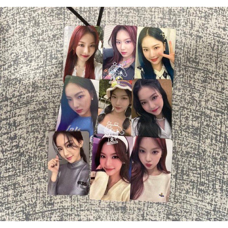 [WTS] WANT TO SELL ISA STAYC POB BENEFIT PHOTOCARD ALBUM PC