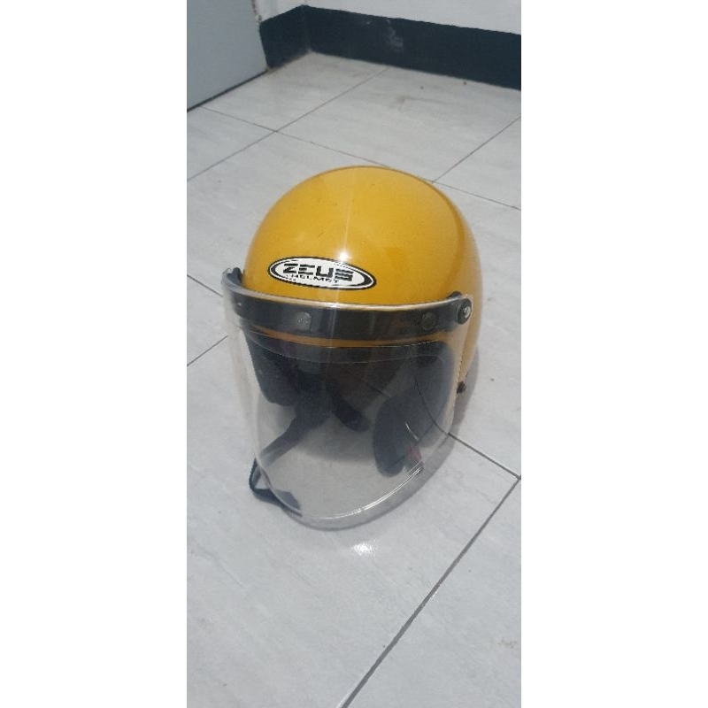 helm ZEUS retro