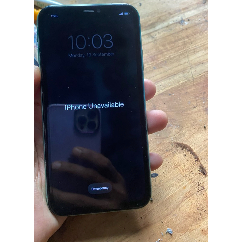 iphone 11 lock icloud status clean