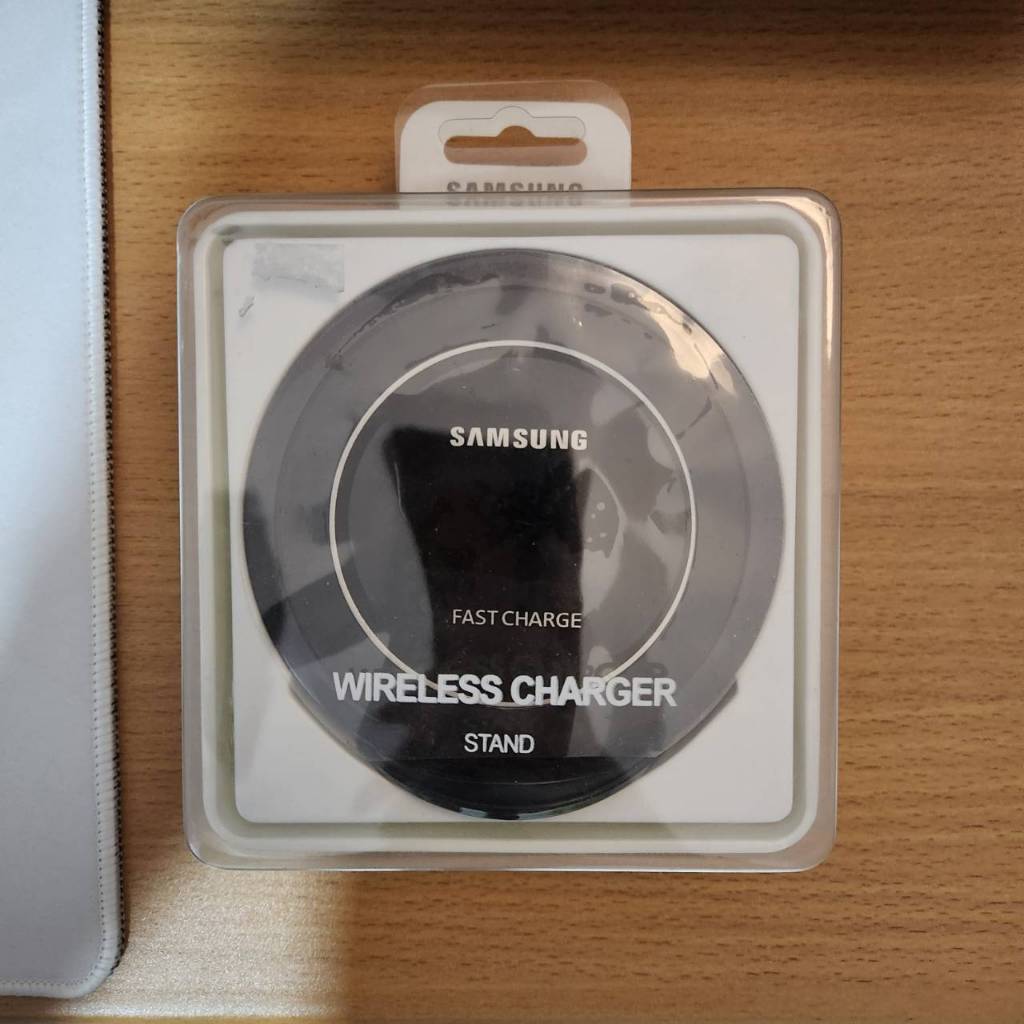 Samsung Galaxy Wireless Charger Stand Fast Charge Original
