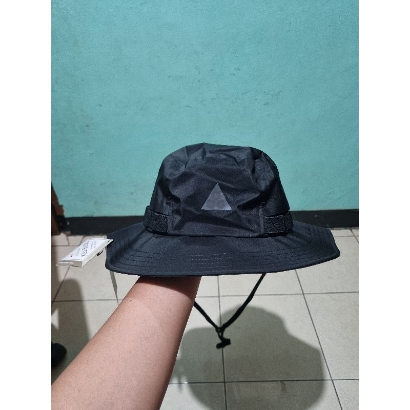 NIKE ACG BUCKET HAT