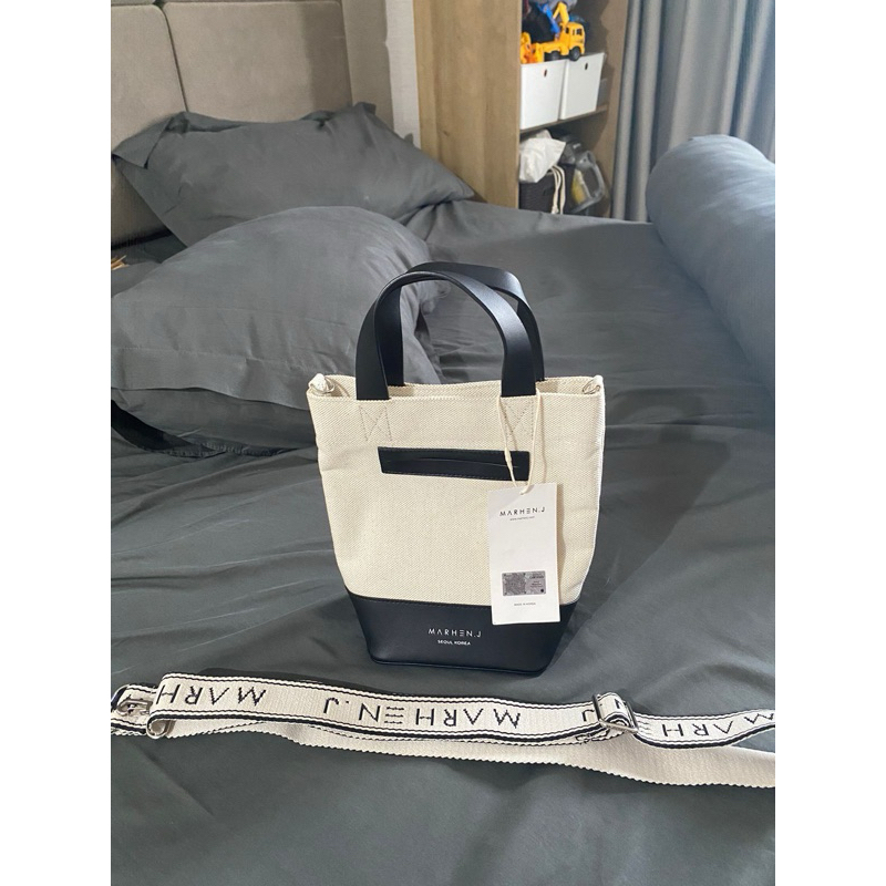 Marhen J Koy Bag - Black