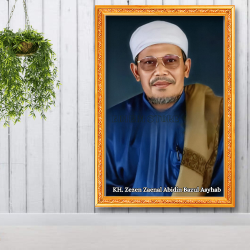 BINGKAI + FOTO KH. ZEZEN ZAINAL ABIDIN HIASAN DINDING WALLDECOR POSTER KAYU PAJANGAN RUMAH - BIMBIM 
