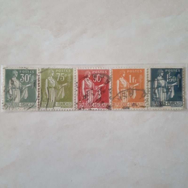 

(A) Perangko Prancis Peace Allegory Tahun 1932-1933 set 5pcs