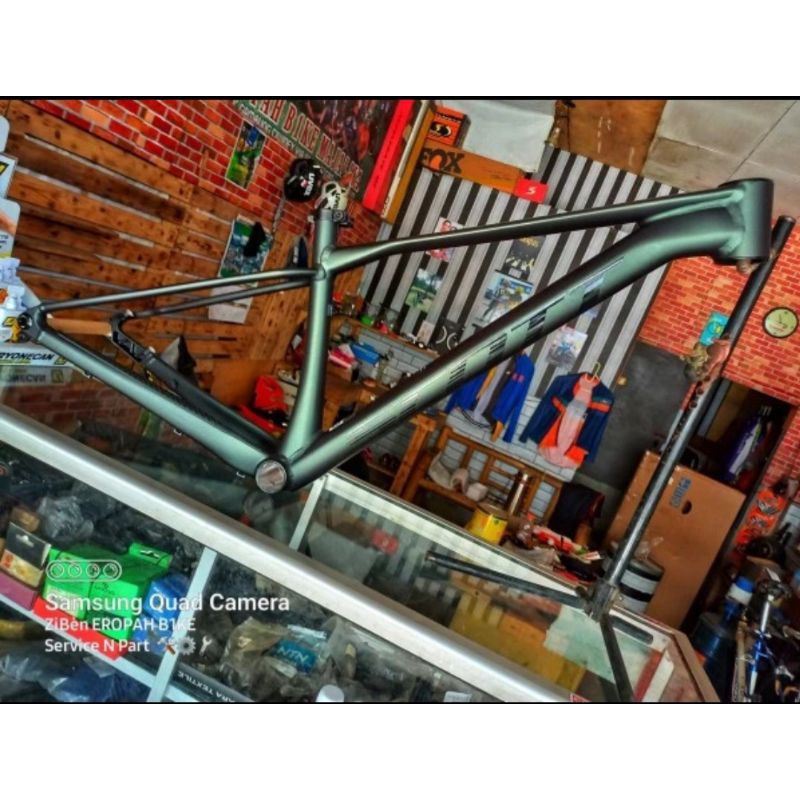 frame scott scale 950 29 inch 2023 chameleon green original