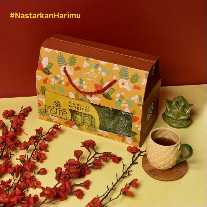 

Hampers Nastar lembang Ina Cookies