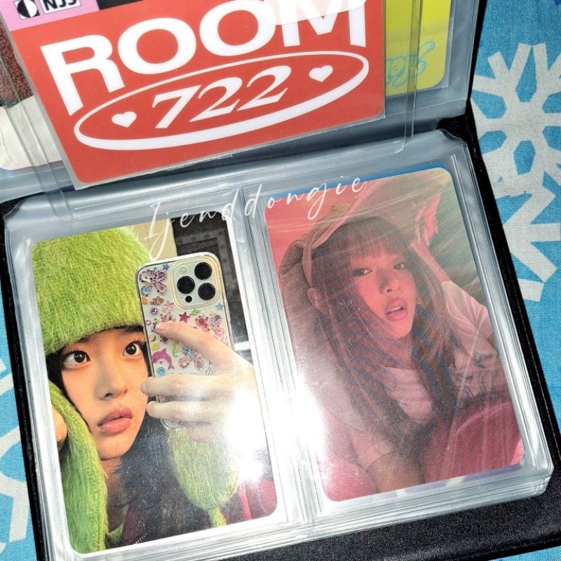 PC OFFICIAL HANNI IPHONE WEVERSE SET