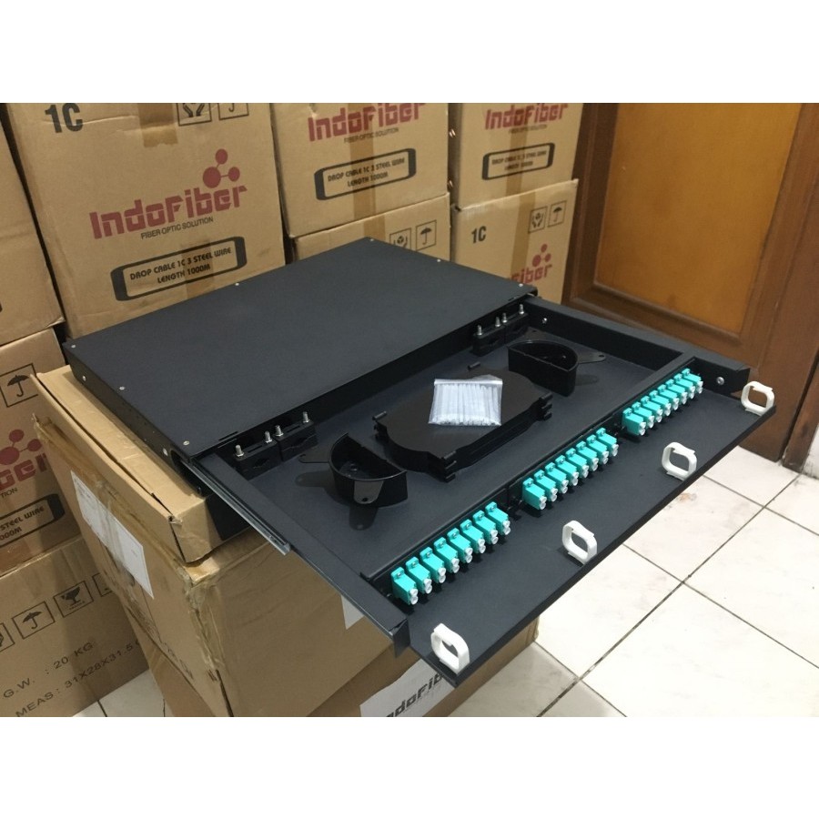 OTB 48 core LC multimode OM3 rackmount sliding