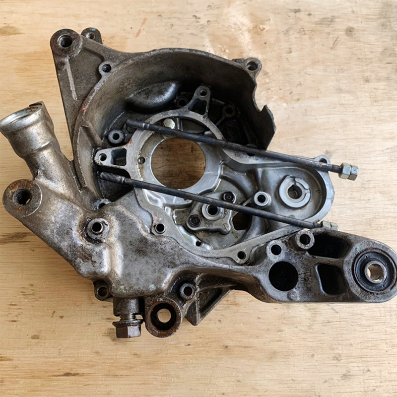 Blok Crankcase Krengkes Cranksaft Kanan Bak Oli Tempat Oli Honda Vario 110 Karbu ORIGINAL Copotan Mo