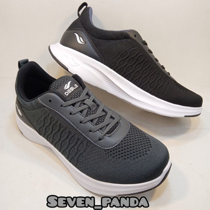 Desle Phoenix (Sepatu Sport Pria) [8001121647]