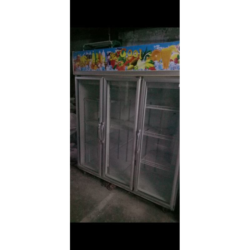 kulkas showcase 3 pintu bekas