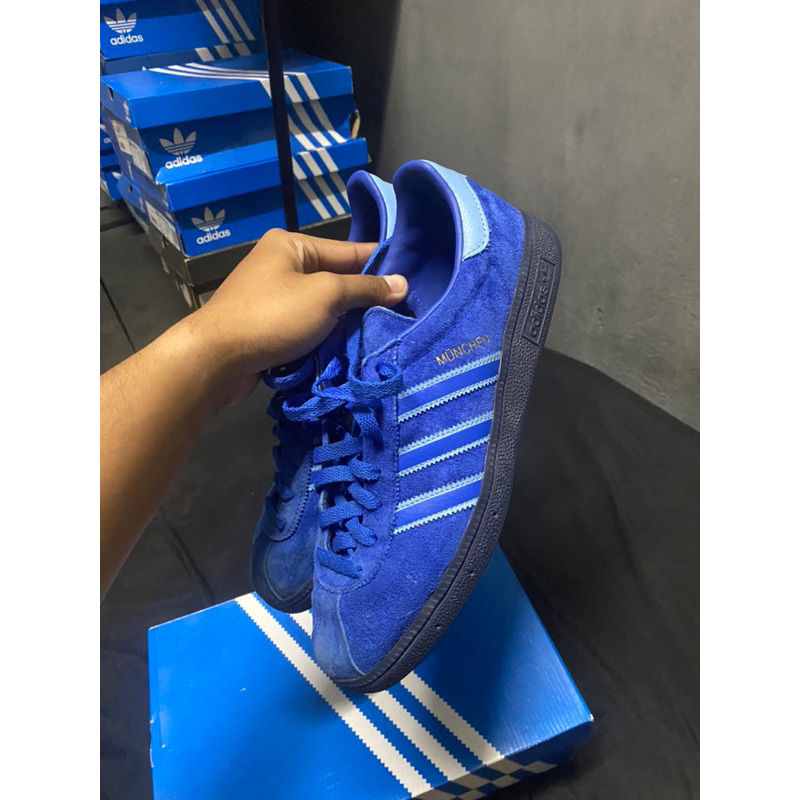 Adidas Munchen Paradise