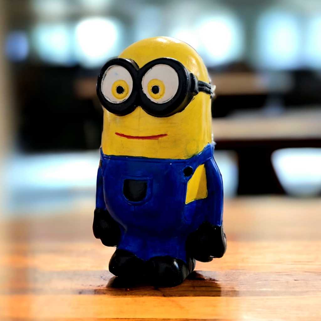 Belajar Melukis Patung Gypsum Polos - Minion - Mainan Celengan Edukasi Anak