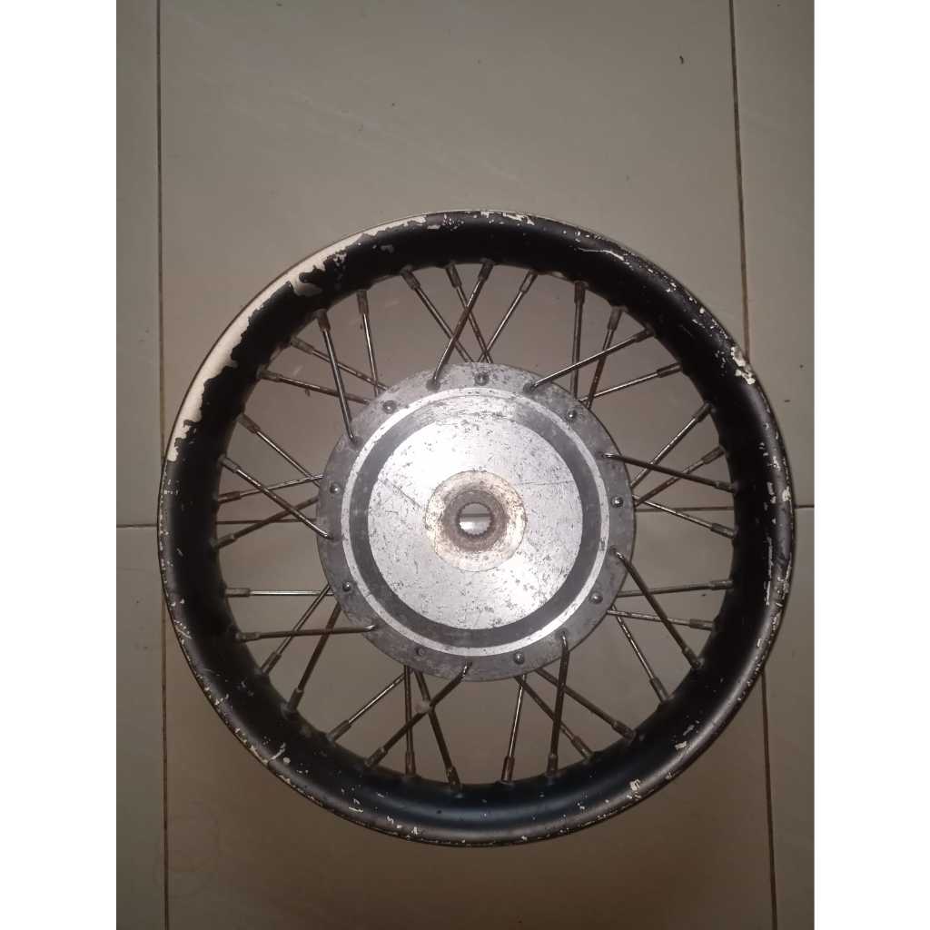 Velg Ruji Belakang Vario 110 Scoopy Beat Ring 14 Bekas